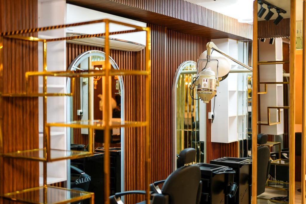 Q-in Salon & Aesthetic Studio photo 2