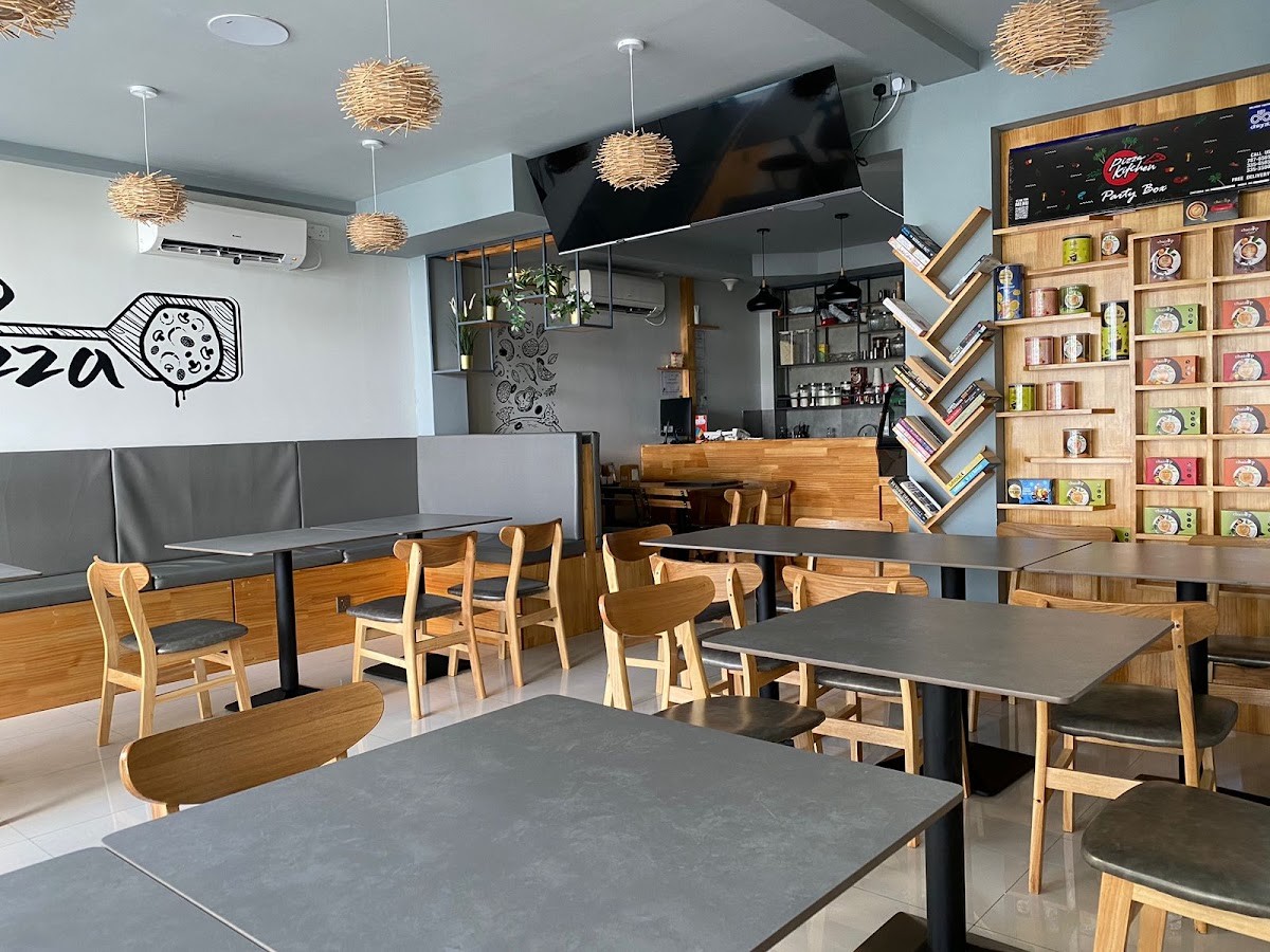 Pizza Kitchen photo 2