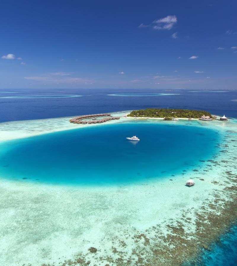 Baros Maldives photo 1