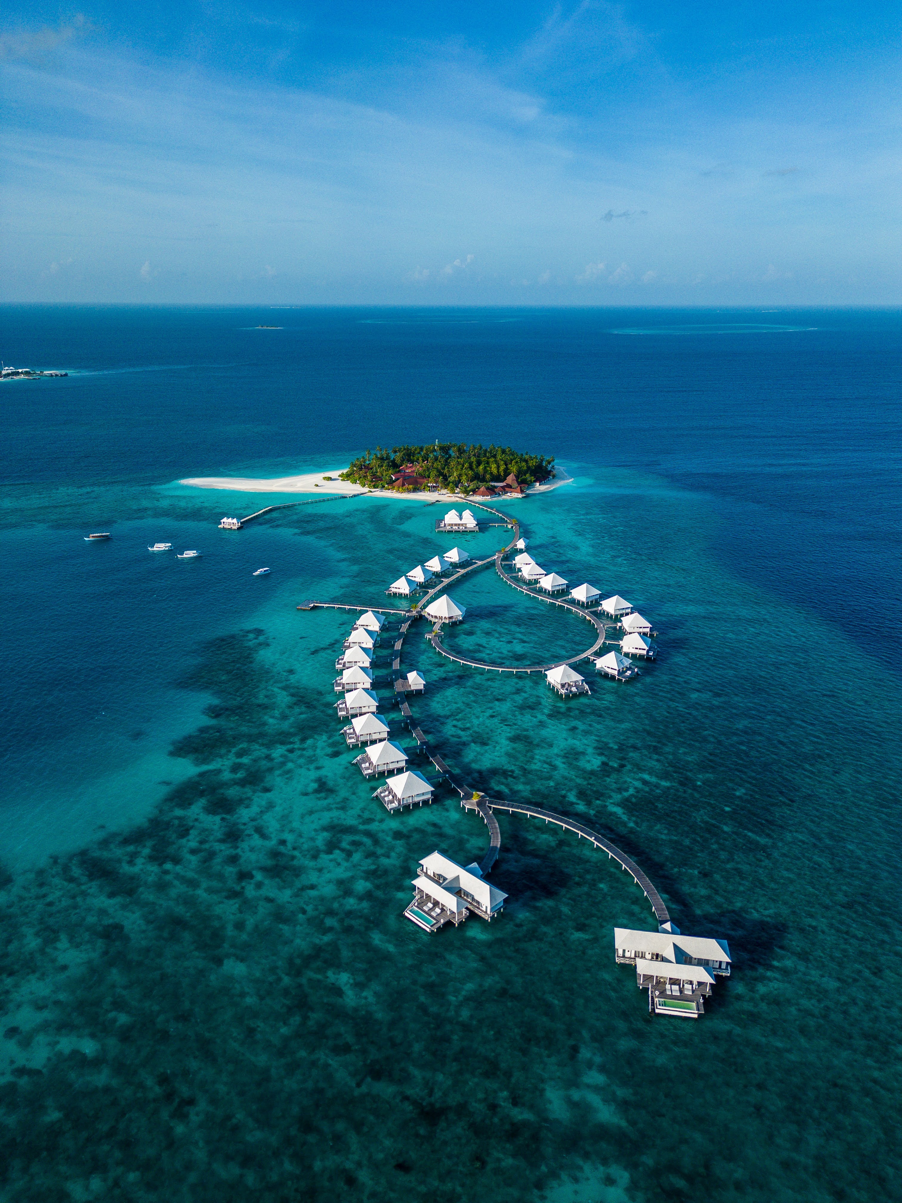Diamonds Thudufushi Beach and Water Villas photo 1