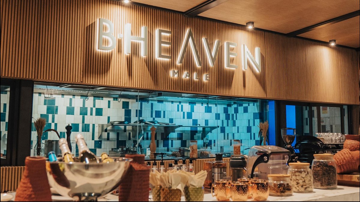 B-HEAVEN Malé photo 1
