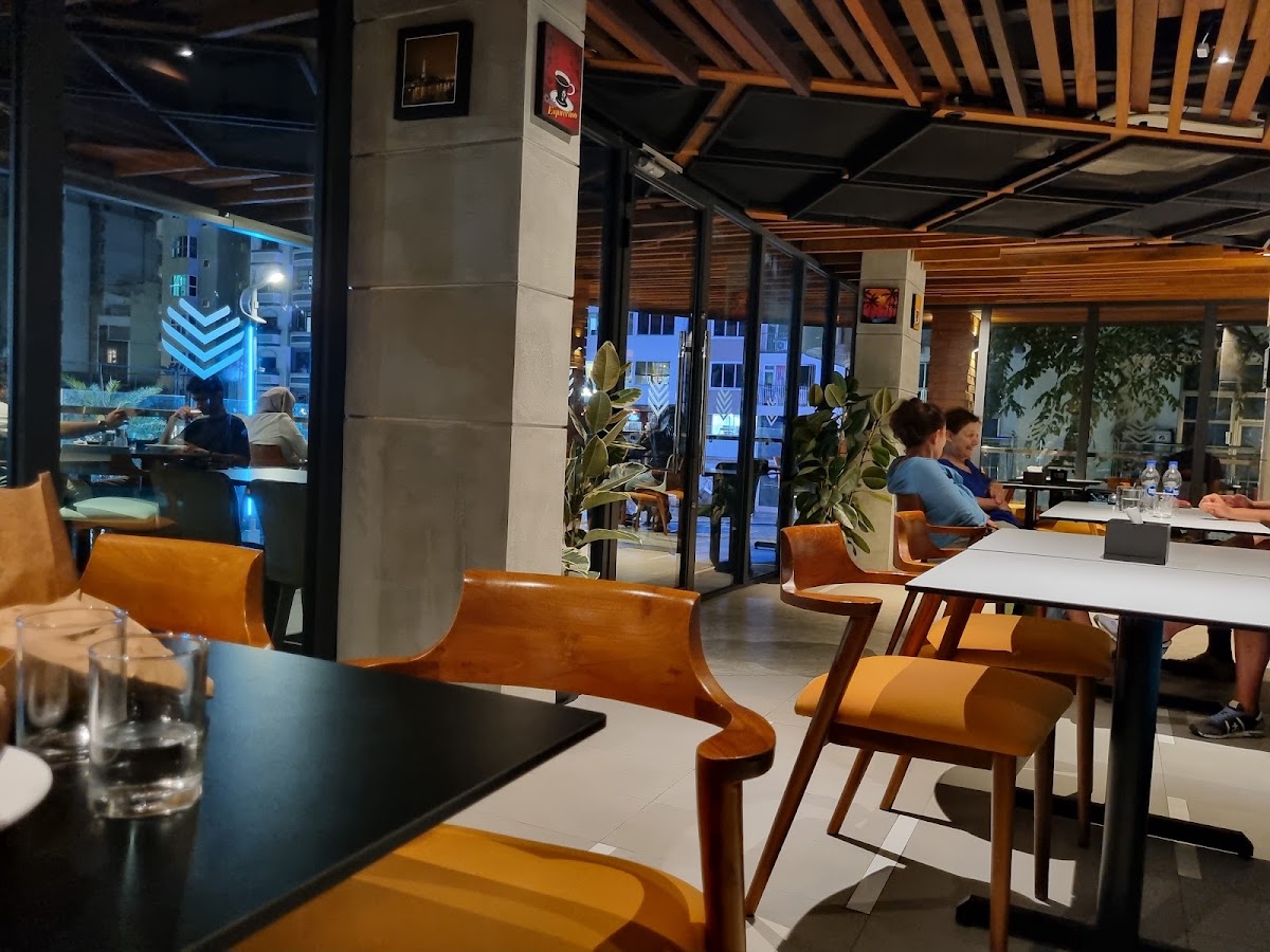 Lavista Restaurant