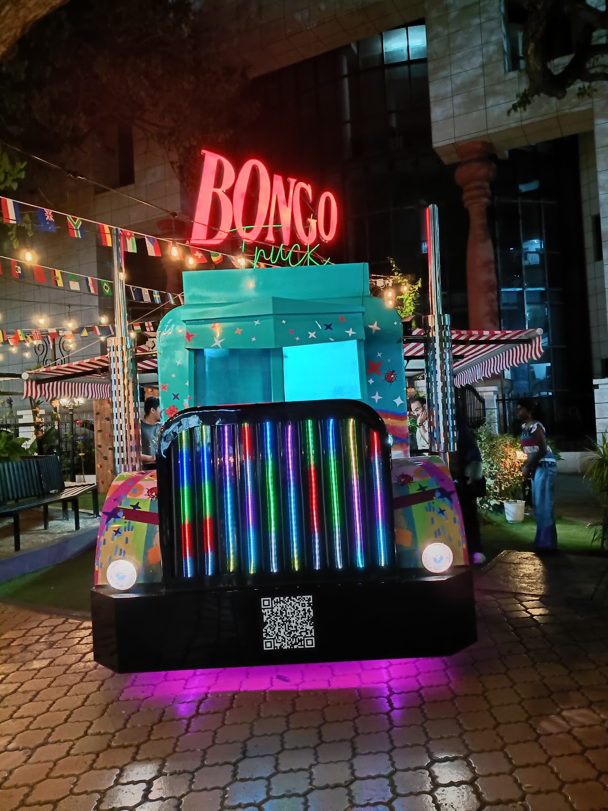 Bongo trucks photo 1