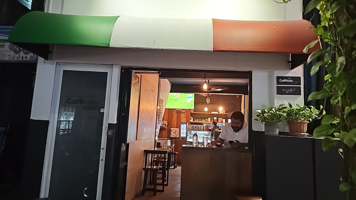 Scubar Cafe Maldives