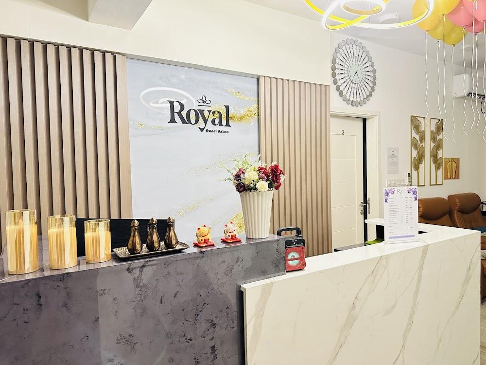 Royal Sweet Salon