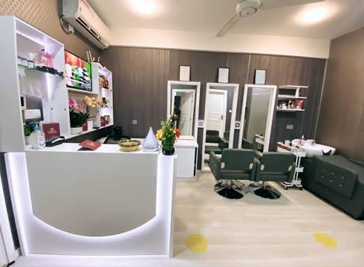 Nirin Beauty Saloon