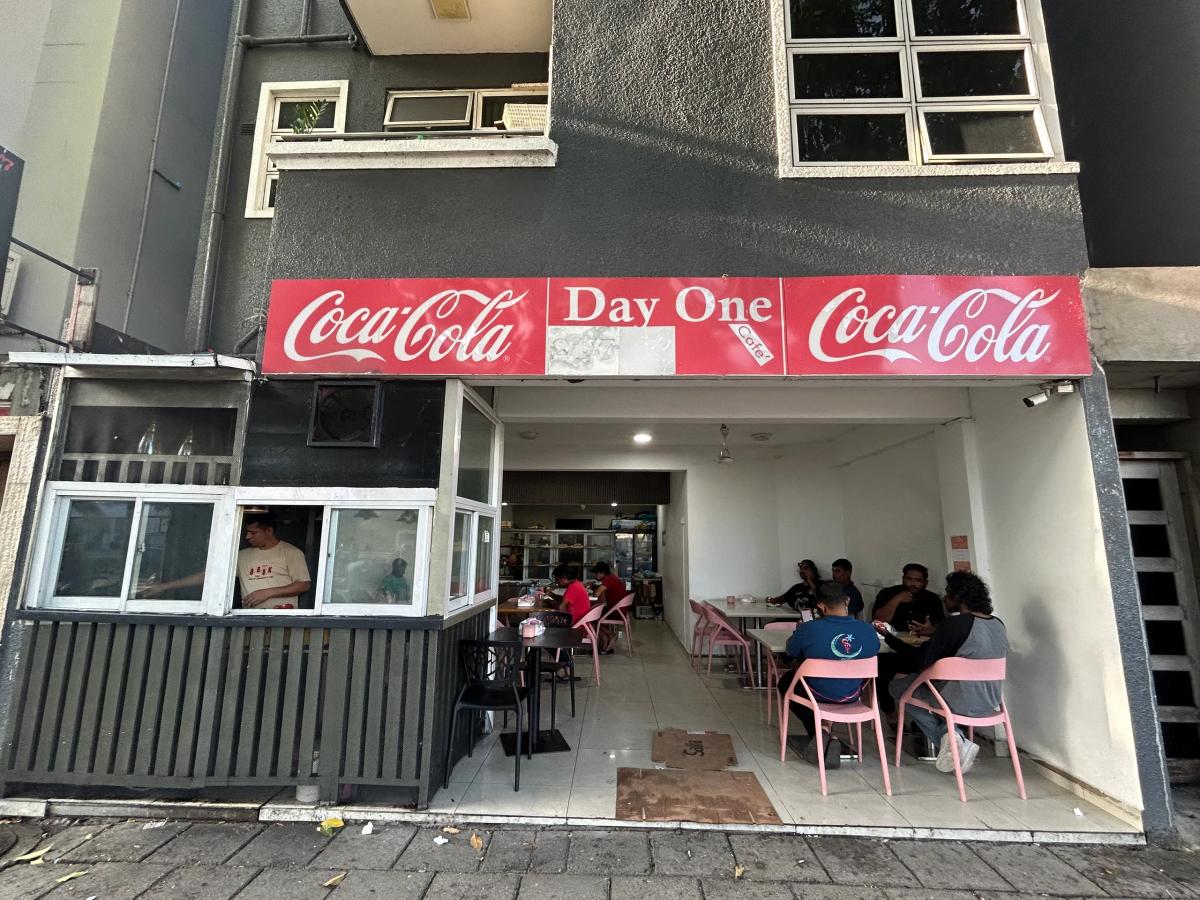 Day One Cafe'