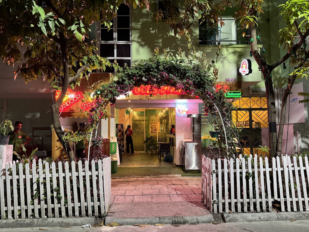 Bells and Peppers Restaurant photo 1