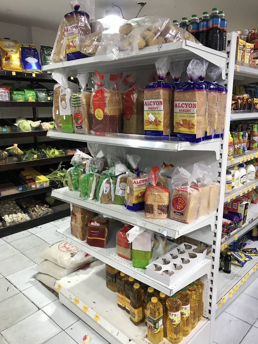 Shop 'n' Save photo 2