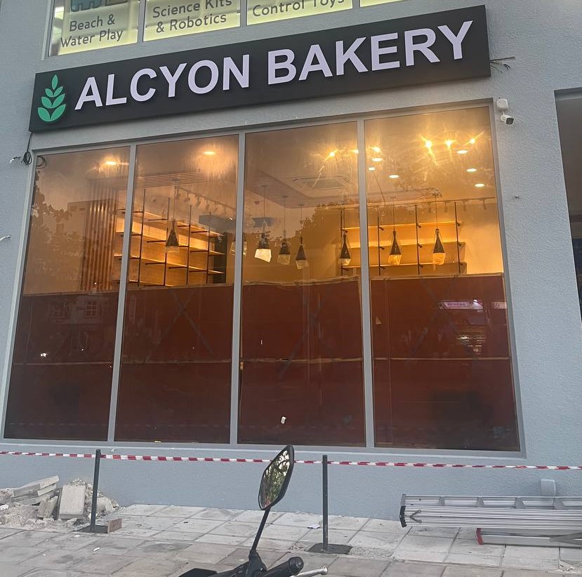Alcyon Bakery Coral