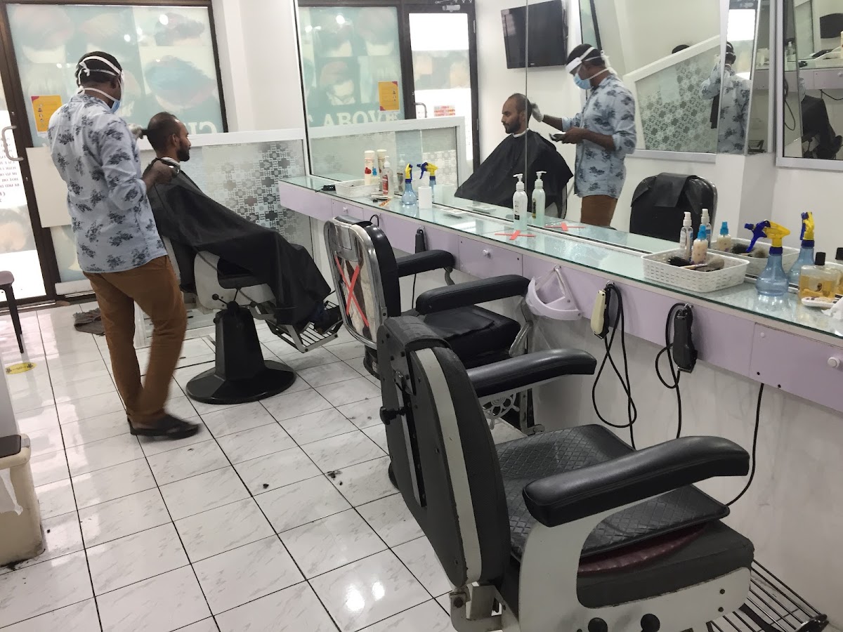 Cut Above Saloon photo 2