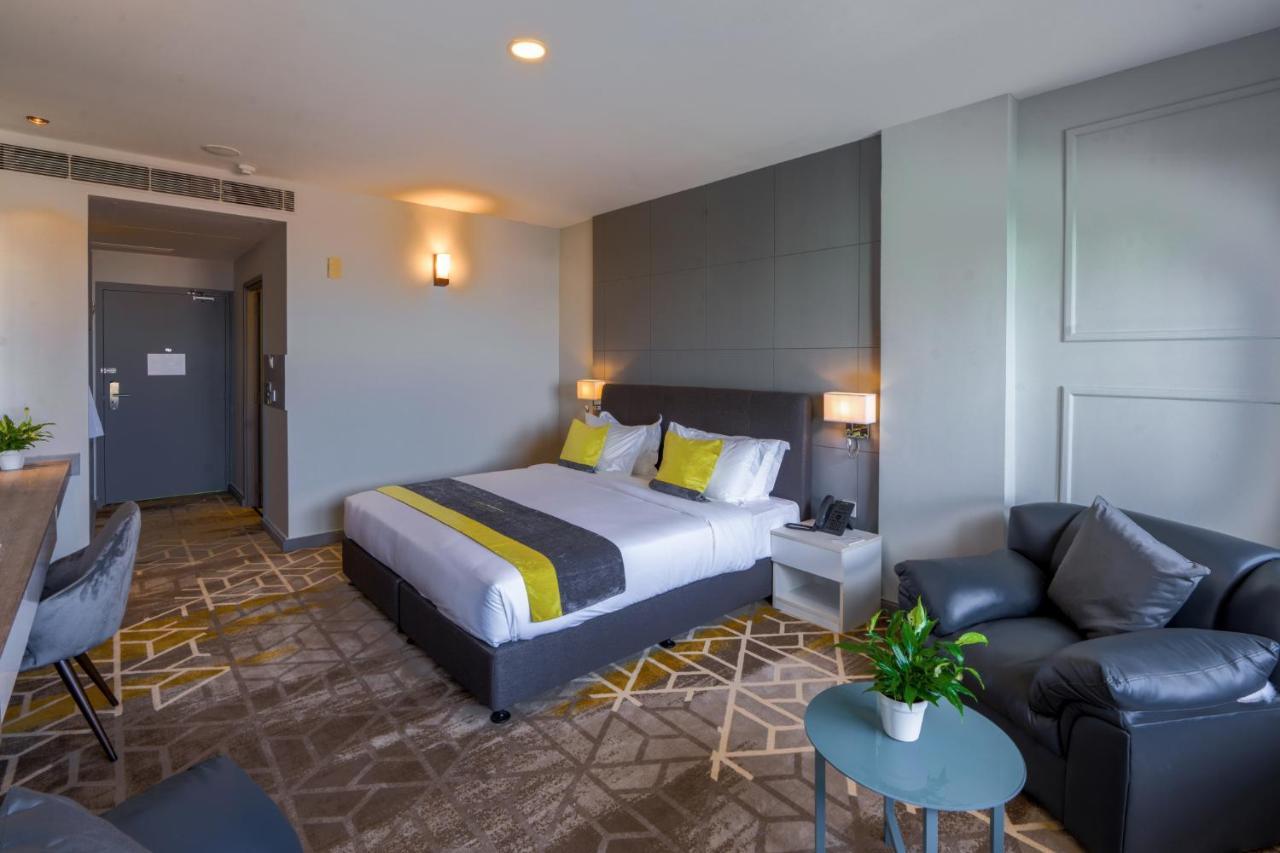 Manhattan Business Hotel photo 2