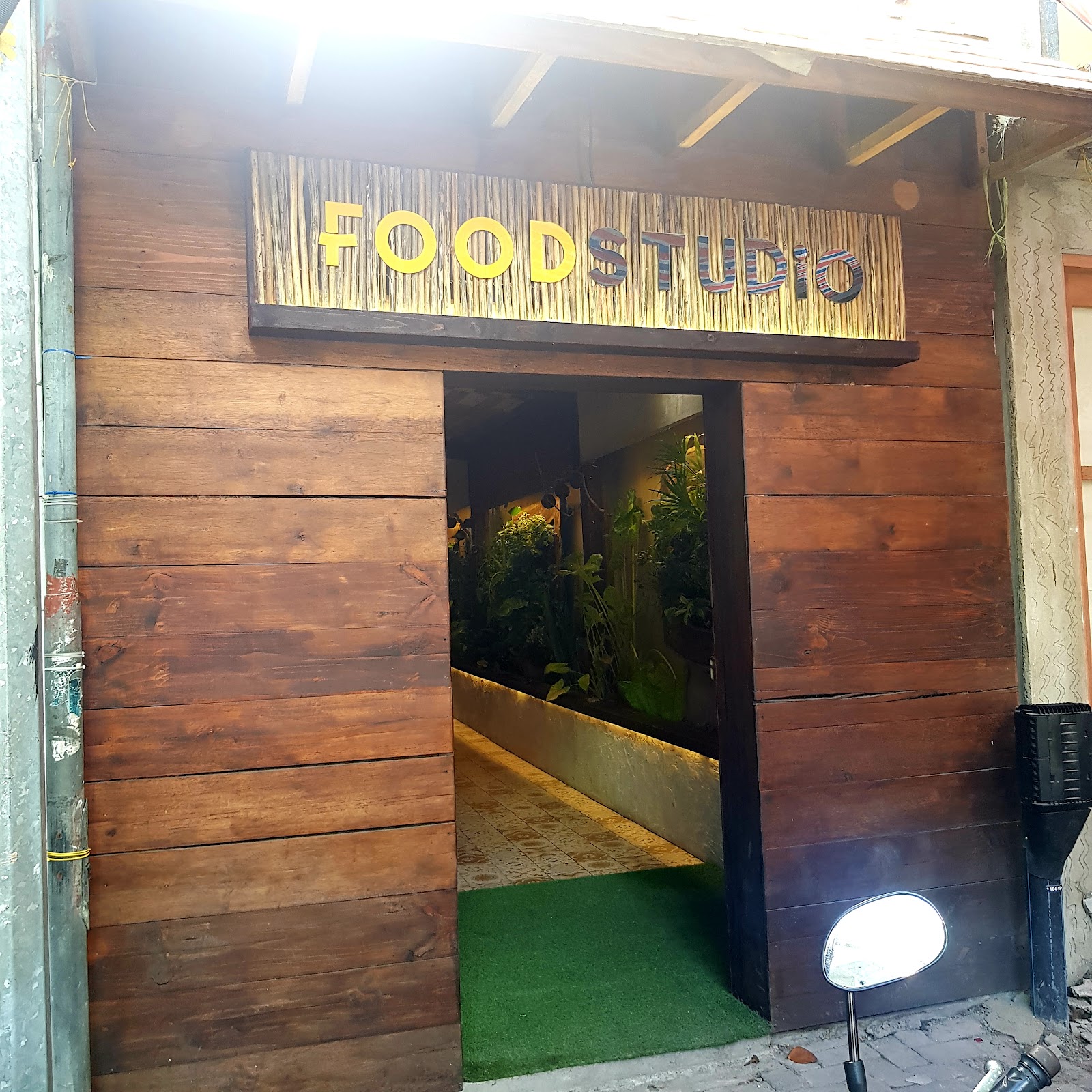 Food studio