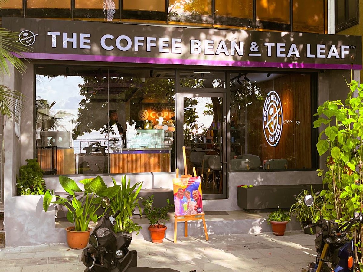 The Coffee Bean & Tea Leaf Hulhumalé Beachfront photo 1