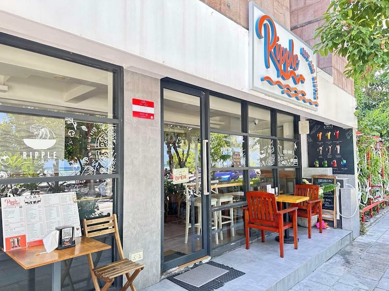 Ripple Café & Bistro