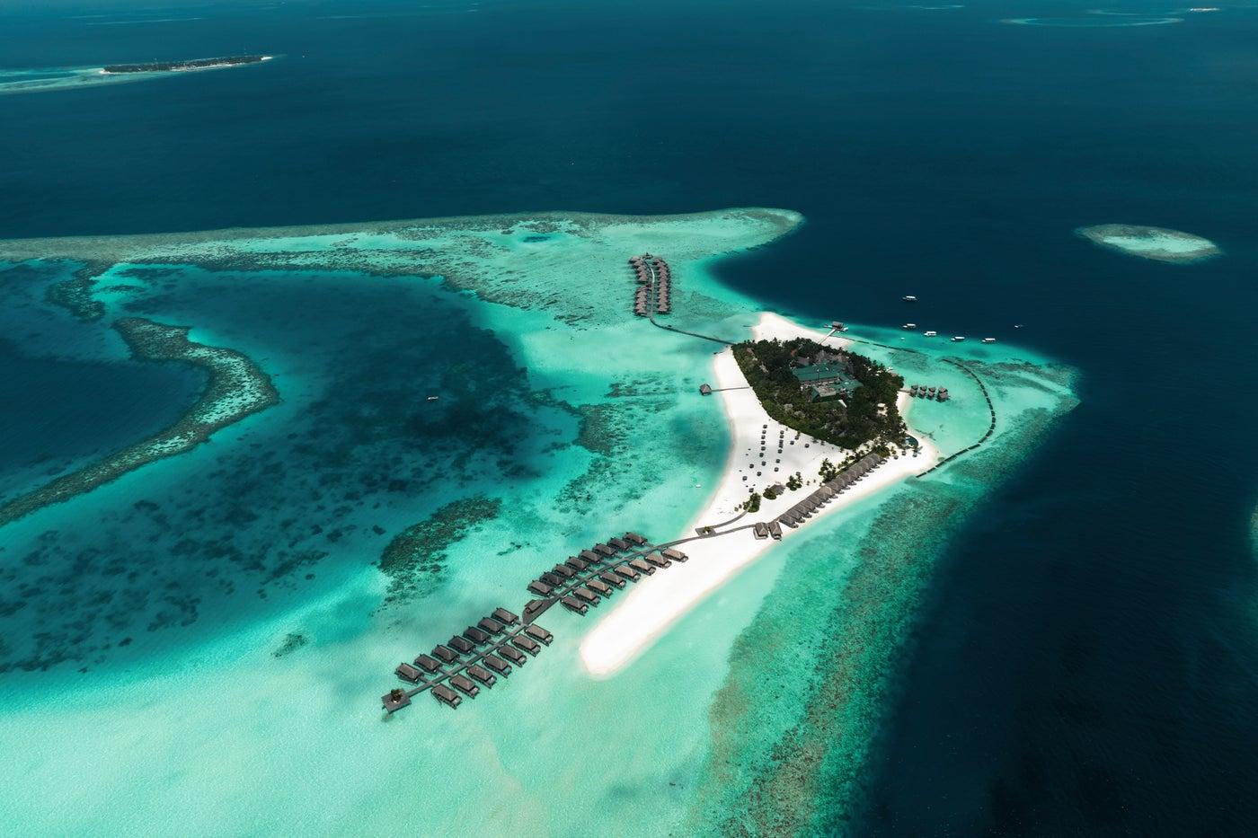 Constance Moofushi Resort photo 1